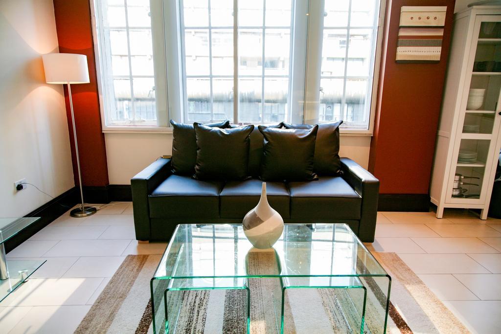 Club Living - Barbican Apartments London Phòng bức ảnh