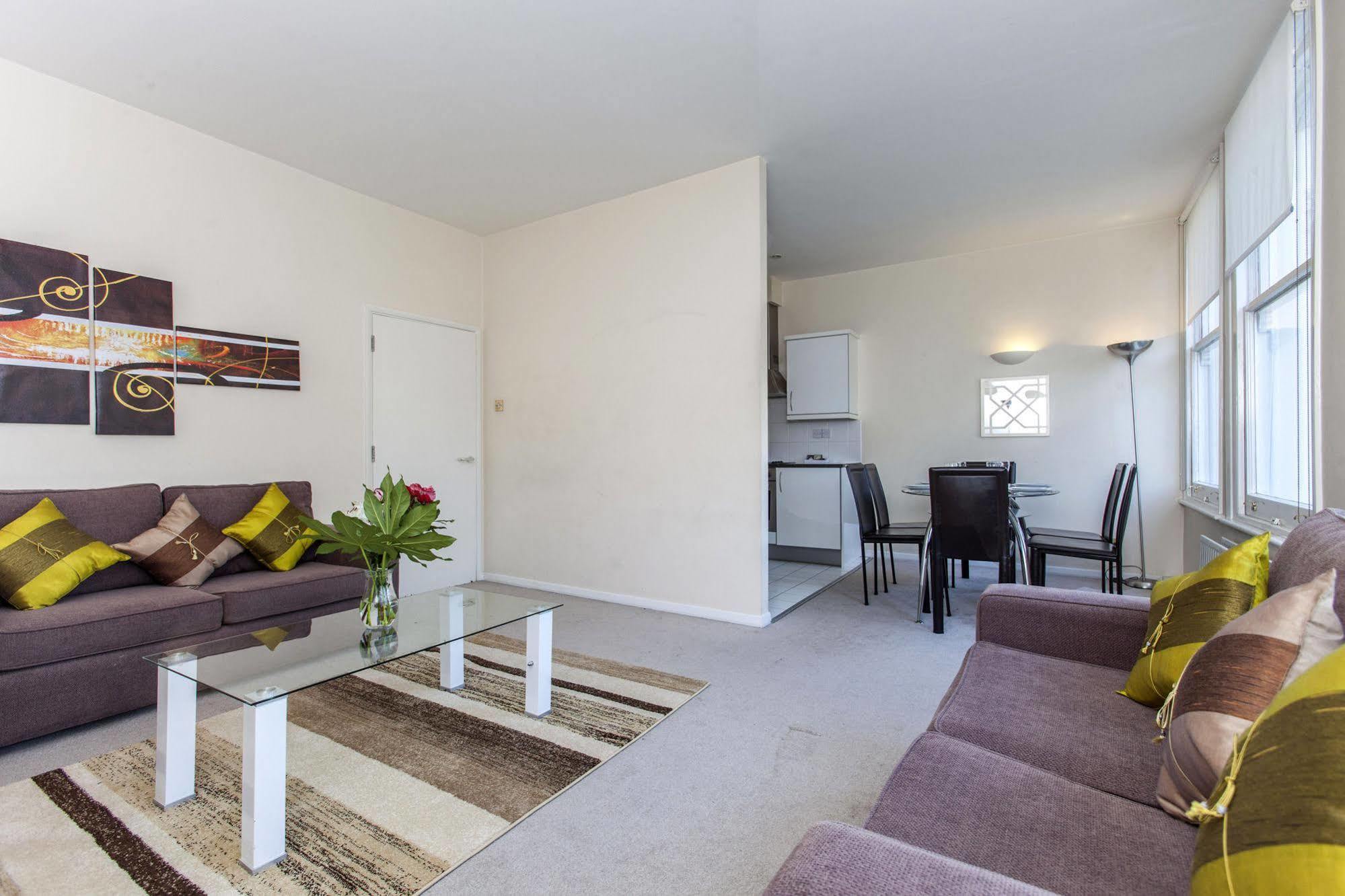 Club Living - Barbican Apartments London Ngoại thất bức ảnh